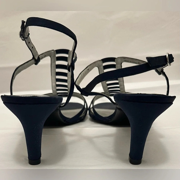Papell Studio Women’s Navy Heel Sandals Size 11 - Picture 4 of 6